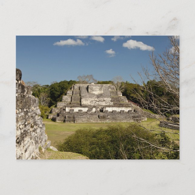Postal Altun Ha es un sitio maya que data del 200 (Anverso)