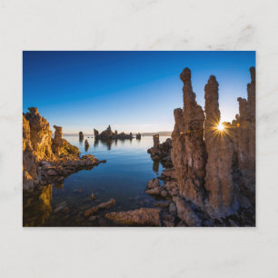 Postal Amanecer en el lago Mono, California