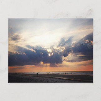 Postal Amanecer en playa Folly