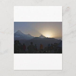 Postal Amanecer sobre las montañas