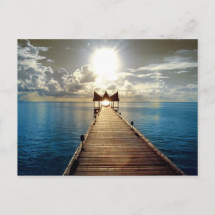 Postal Amanecer tropical