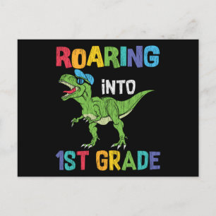 Postal Amante de dinosaurios de primer grado Regalo para