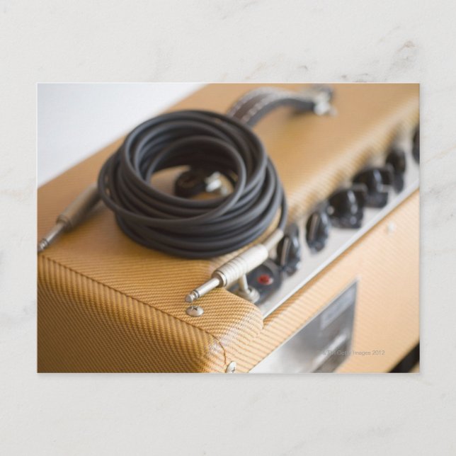 Postal Amplificador y cable (Anverso)