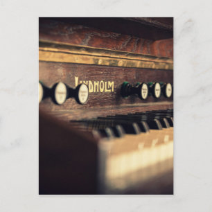Postal Antiguo instrumento de claves de piano de teclado 