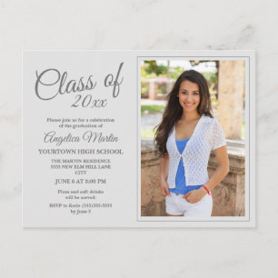 Postal Anuncio de foto de graduación blanco chic moderno