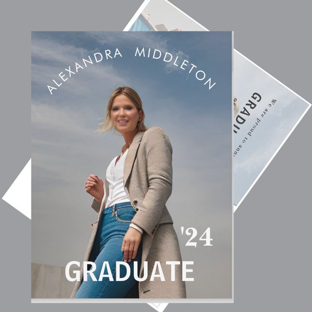 Postal Anuncio de graduación Foto moderna de graduado  (Subido por el creador)