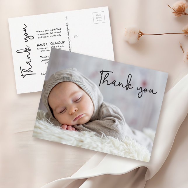 Postal Anuncio de nacimiento moderno con guión simple par (modern Baby birth announcement and thank you minimal photo postcard.)