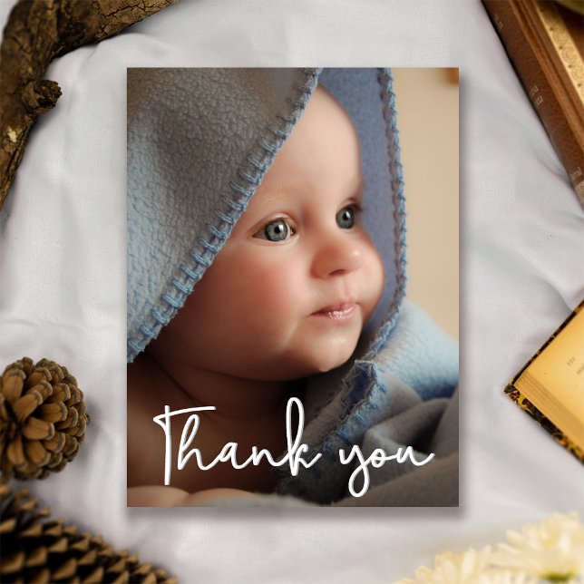 Postal Anuncio vertical de foto bebé gracias (Modern Script Baby shower thank you birth announcement postcard.)