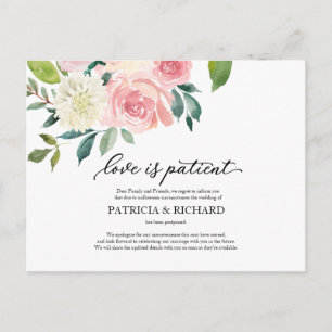 Postal Aplazamiento de Boda Floral Amor es Paciente Rubor