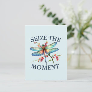 Postal Aprovecha el Momento - Libélula Artística