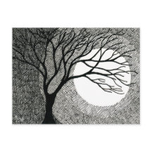 Árbol de invierno y luna en blanco y negro