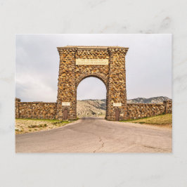 Postal Arco Roosevelt en el extremo norte de Yellowstone