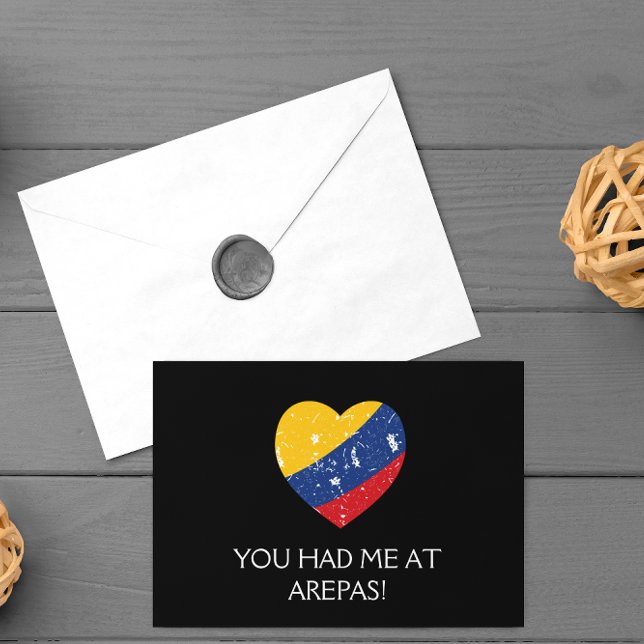 Postal Arepas Cita divertida comida colombiana (Colombia Arepas Flag Quote)