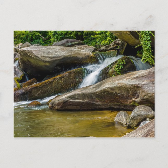 Postal arroyo de agua fluyendo a través de rocas de ríos  (Anverso)