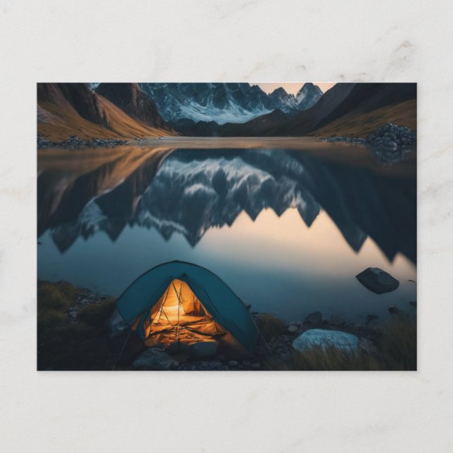 Postal Arte temático de camping con tienda, montañas y la (Anverso)