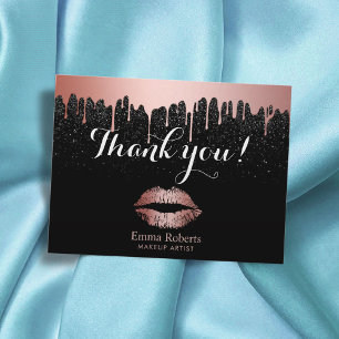 Postal Artista de maquillaje goteando labios de oro Rosa
