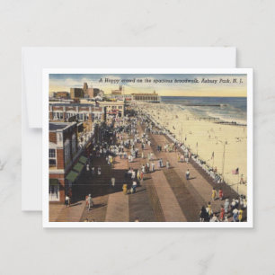 Postal Asbury Park NJ, feliz paseo marítimo de la multitu