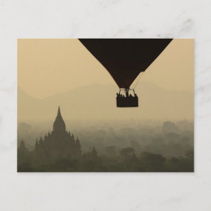 Postal Asia, Myanmar, Bagan, globo sobre templos de