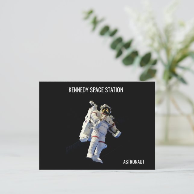 Postal Astronauta de la estación espacial Kennedy (Anverso de pie)