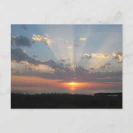 Postal Atardecer del Mar Báltico con rayos de luz