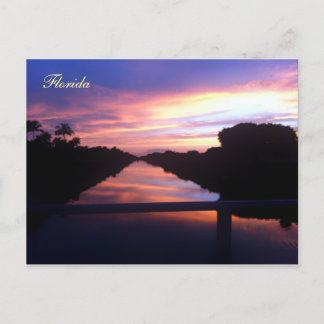 Postal Atardecer En Canal