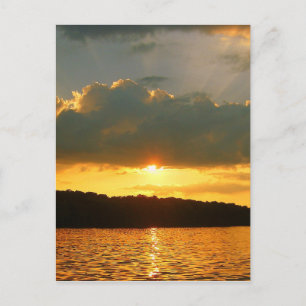Postal Atardecer en el lago