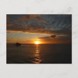 Postal Atardecer en la costa tropical del mar II