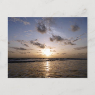 Postal Atardecer sobre el mar Árabe