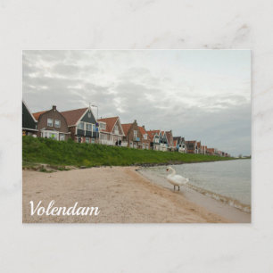 Postal Atardecer y cisne sobre Volendam, Países Bajos