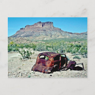 Postal Auto Antiguo Rusto Frente A Butte