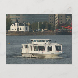 Postal Autobús acuático en la bahía de Cardiff