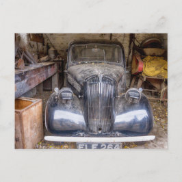Postal Automóvil Vintage En Garaje