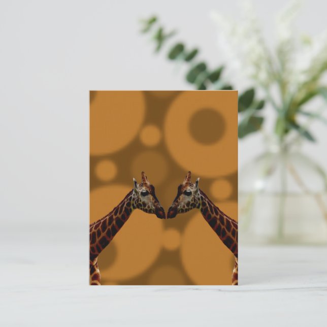 Postal Autoreflexión de la jirafa, (Anverso de pie)