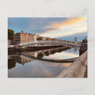 Postal Autumor Sunrise at Ha'Penny Bridge, Dublin