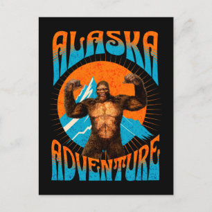 Postal Aventura Retro Sasquatch Montaña Alaska