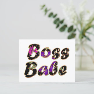 Postal Babe de jefe en floral negra