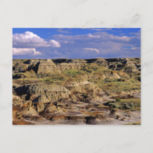 Postal Badlands en el Parque Provincial Dinosaurio en Alb