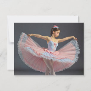 Postal Bailarina desplegando su tutu 