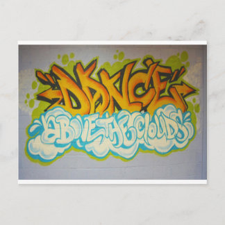 Postal Baile sobre el graffiti de las nubes