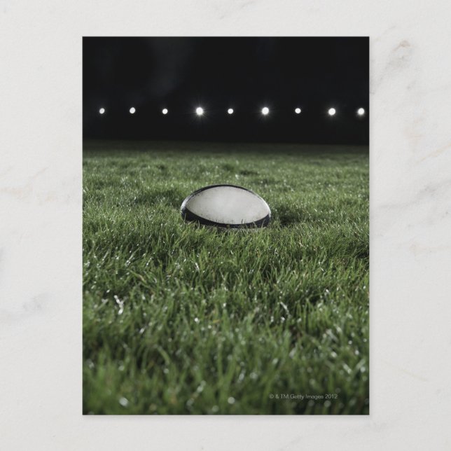 Postal Balón de rugby sentada en el campo de un (Anverso)