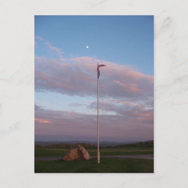 Postal Bandera del cementerio al atardecer (Anverso)