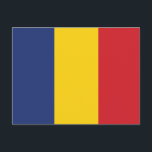 Postal Bandera llana de Rumania<br><div class="desc">¡Represente Rumania! Este artículo ofrece un escudo de armas con la bandera rumana y la bandera americana en un escudo heráldico que los parecer un escudo de la familia y un diseño tribal del tatuaje. ¿Usted sabe un rumano o Rumano-Americano quién falta su país de orígen y lo quisiera ser...</div>