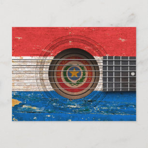 Postal Bandera paraguaya en vieja guitarra acústica