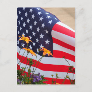 Postal Bandera y flores de Estados Unidos