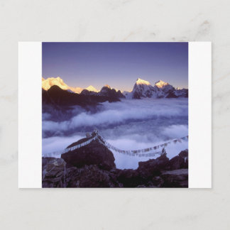 Postal Banderas de la oración del parque en el Everest de