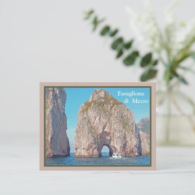 Postal BARCO A CAPRI (atravesando roca arqueada) (Anverso de pie)