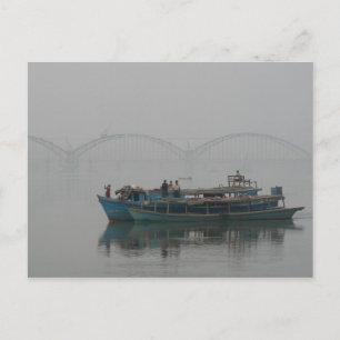 Postal Barco en el río Irrawaddy, Myanmar