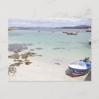 Postal Barco en una playa - Isla de Mull
