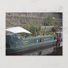 Postal Barco estrecho y jardín de flores