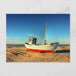 Postal Barco Oceánico en la Playa de Arena